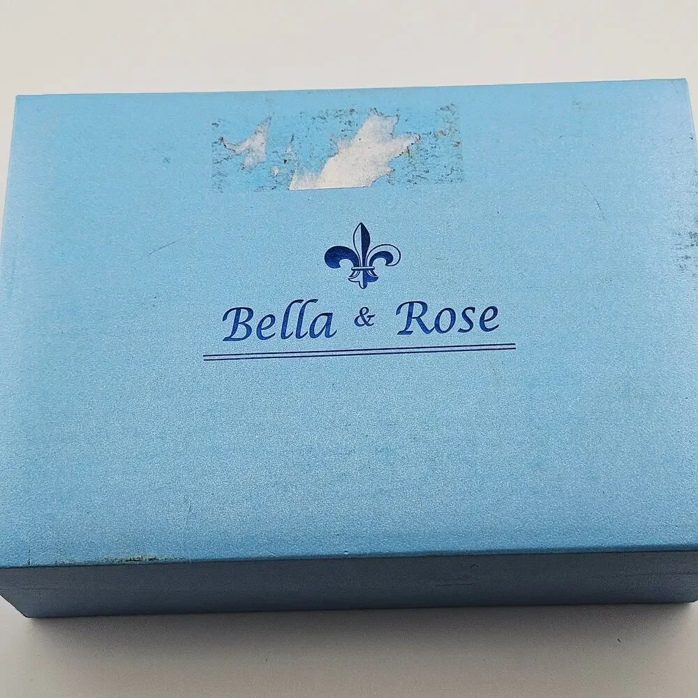 Bella & Rose bella rose